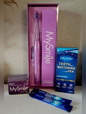 My Smile Rechargable Electronic Toothbrush & Teeth Whitening Set